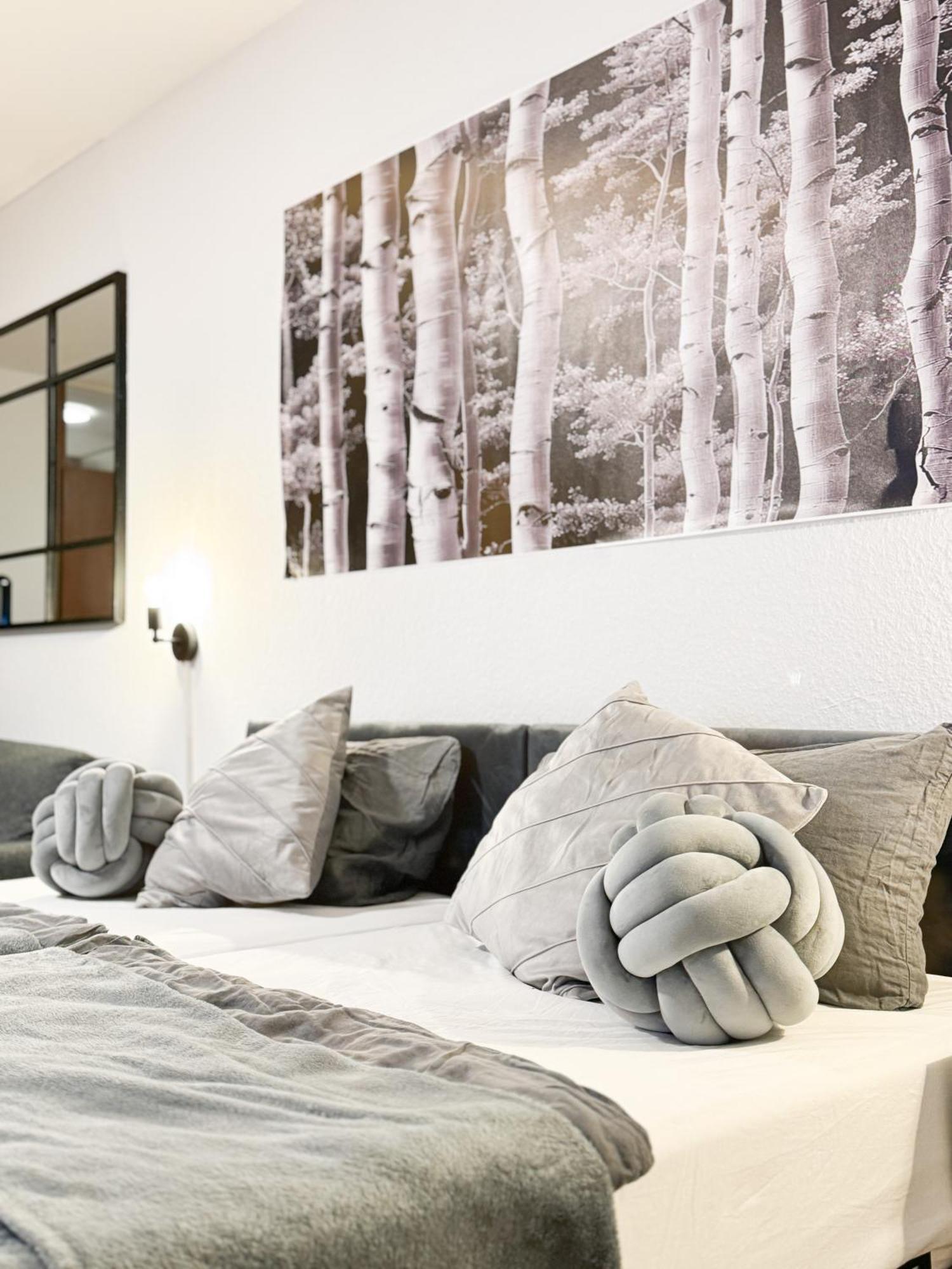 Modern Living In Karlsruhe - Frieden Apartments Экстерьер фото